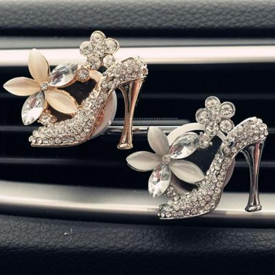Creative Diamond Studded High Heels Shaped Outlet Fragrance Car Air Freshener Clip Universal Car-Styling Car Accessories Loving Gift