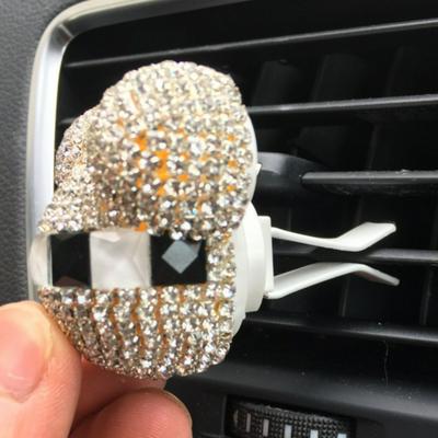 Exquisite Diamond Mickey Head Air Conditioning Car Outlet Air Freshener Car Perfume Clip Car Styling Car Interior Accessories