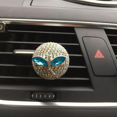 Metal Ball Butterfly and Dragonfly Car Styling Decorate Fancy Car Outlet Air Conditioning Car Air Freshener Car Perfume Clip Car Interior Accessories 