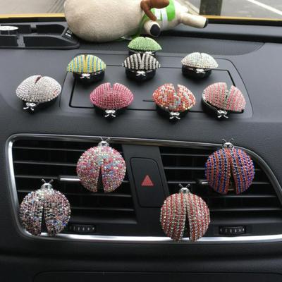 Diamond Studded Beetle Shaped Ladybird Vehicle Air Conditioning Outlet Decorative Car Perfume Car-Styling Air Freshener Car Interior Accessories 
