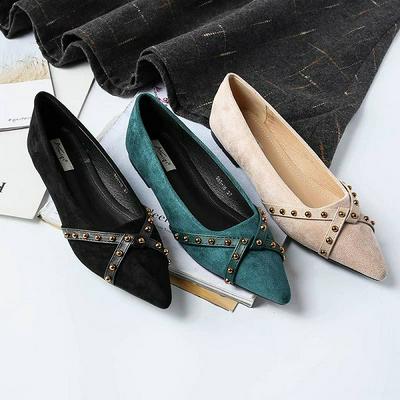 35-39 Yard Fashion Pointed Toe Rivets Ladies Casual Shallow Mouth Flat Heel Slip-On Single Shoes