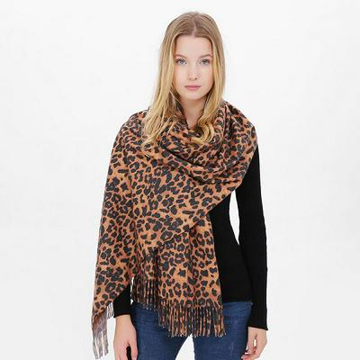 Occident Autumn Winter Fashion Leopard Pattern Women Imitation Cashmere Thick Keep Warm Dual Use Scarf Air Condition Shawl with Tassel 