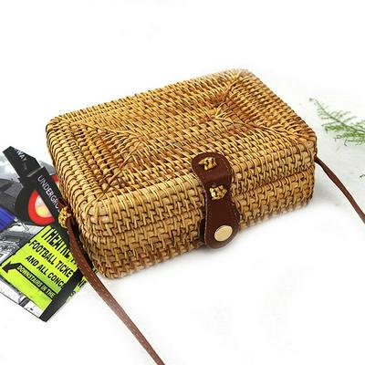 Fashion Rectangle Vietnamese Hand-Woven Rattan Shoulder Leather Straps Casual Beach Cross Body Bags with Leather Buckle for Female