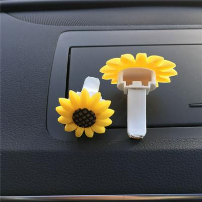 Sunflower Smiley Flower Car Decoration Solid Air Conditioning Outlet Perfume Clip Car Air Freshener Car Interior Accessories