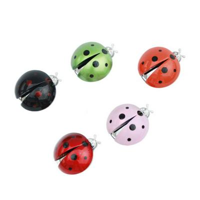 Creative Beetle Ladybug Styling Shaped Car Air Conditioning Outlet Car Air Freshener Car Perfume Car Accessories 