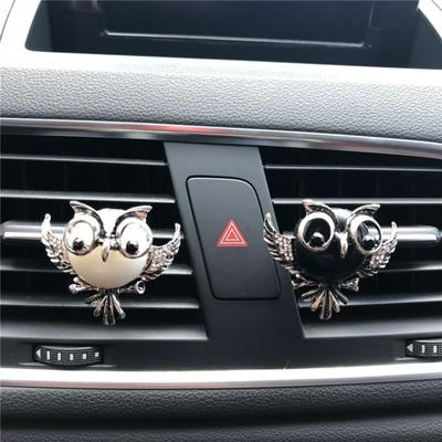 Lovely Diamond Studded Cartoon Animal Owl Model Lady Car Decoration Air Conditioner Car Perfume Clip Fine Car Air Freshener Car Interior Accessories