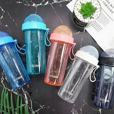 600ml 2 in 1 Plastic Water Bottle 2-Compartment and 2-Separate Drinking Straw