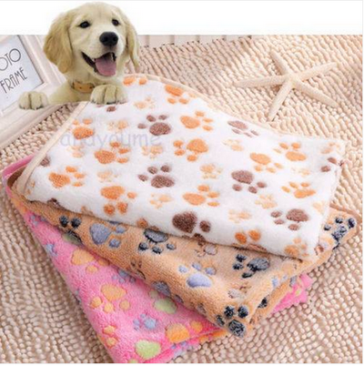 Pet Blanket Kennel Mat Autumn and Winter Warm Blanket Coral Fleece