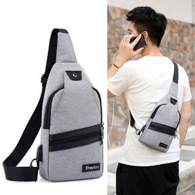 Men's Simple Casual Chest Bag Wear-resistant Crossbody Shoulder Bag with USB Charging Port