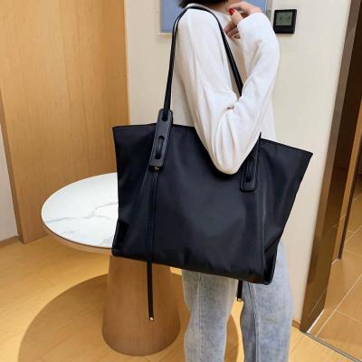 Women's Korean Version Casual Commuter Bag Large Capacity Single Shoulder Bag