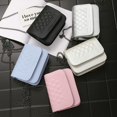 Women's Trendy Crossbody Clutch Well-stitched Rhombus Pattern and Solid Chain Strap